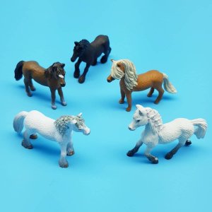 Pferde-Figuren, 1 Packung à 24 Stück